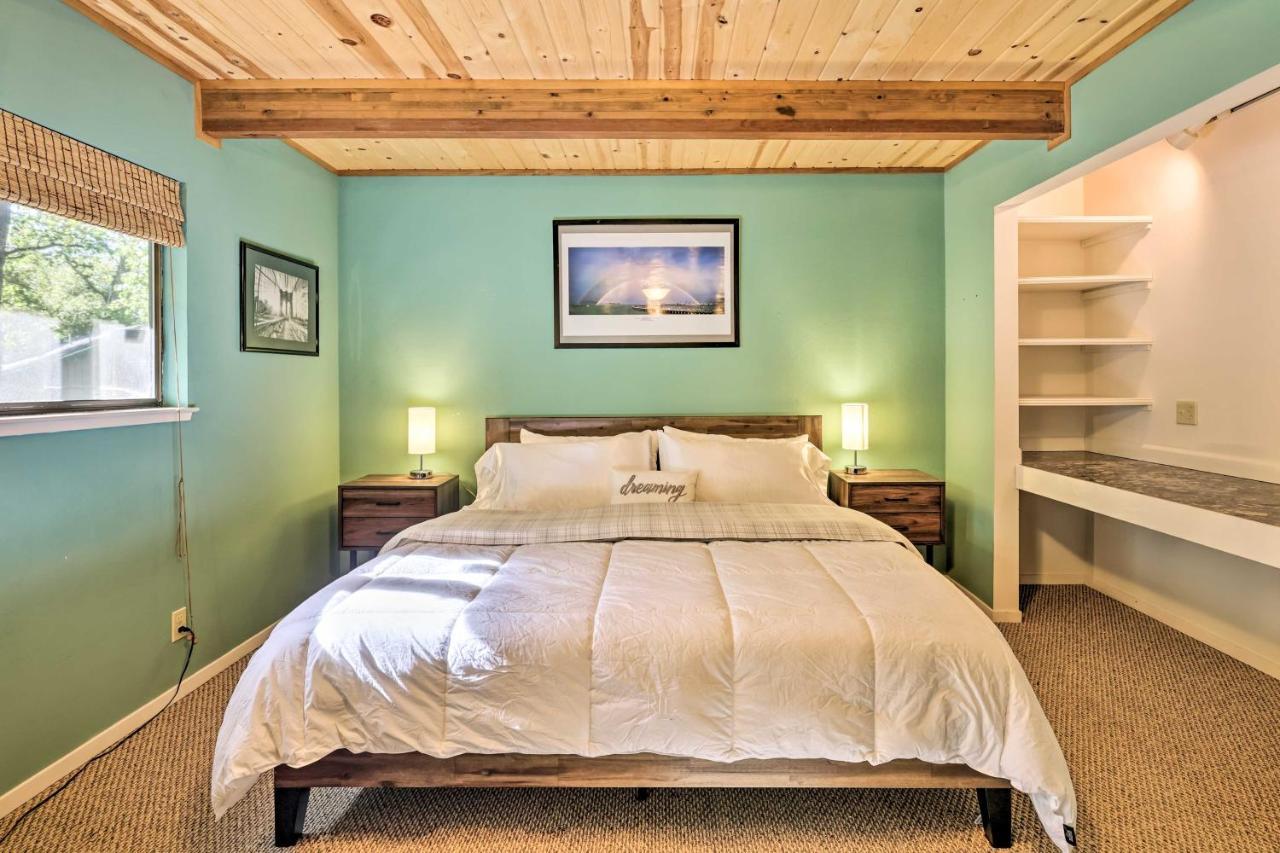 Spacious Groveland Cabin With Wraparound Deck! Exterior photo