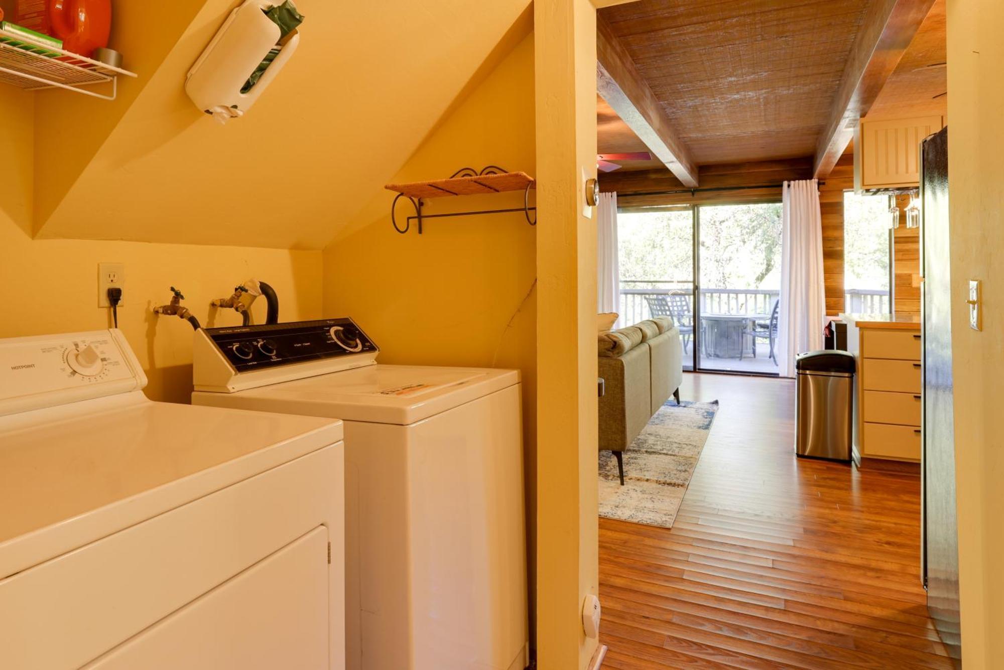 Spacious Groveland Cabin With Wraparound Deck! Exterior photo